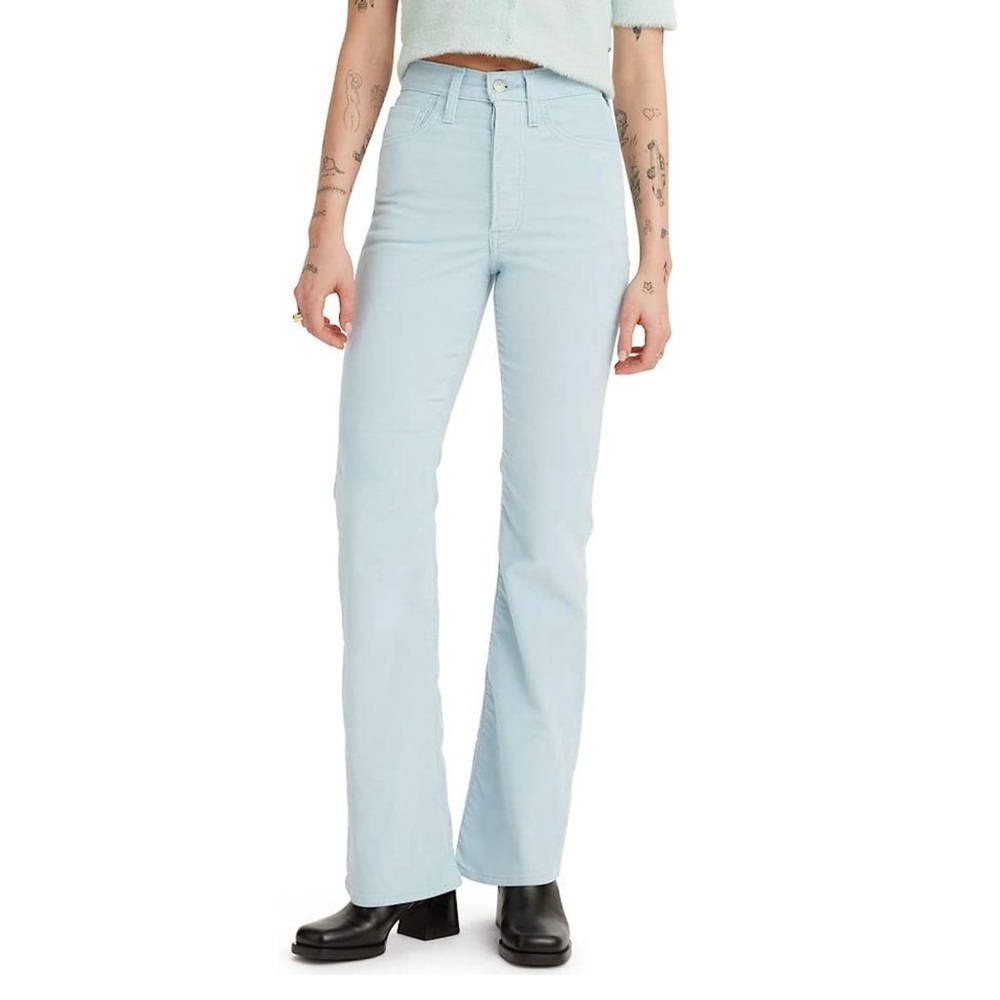 NWT Levi’s Ribcage Bootcut Corduroy Sterling Blue Bootcut Jeans Size 28